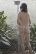gangguin-adik-yg-lagi-mandi-mumpung-dirumah-cuma-berdua